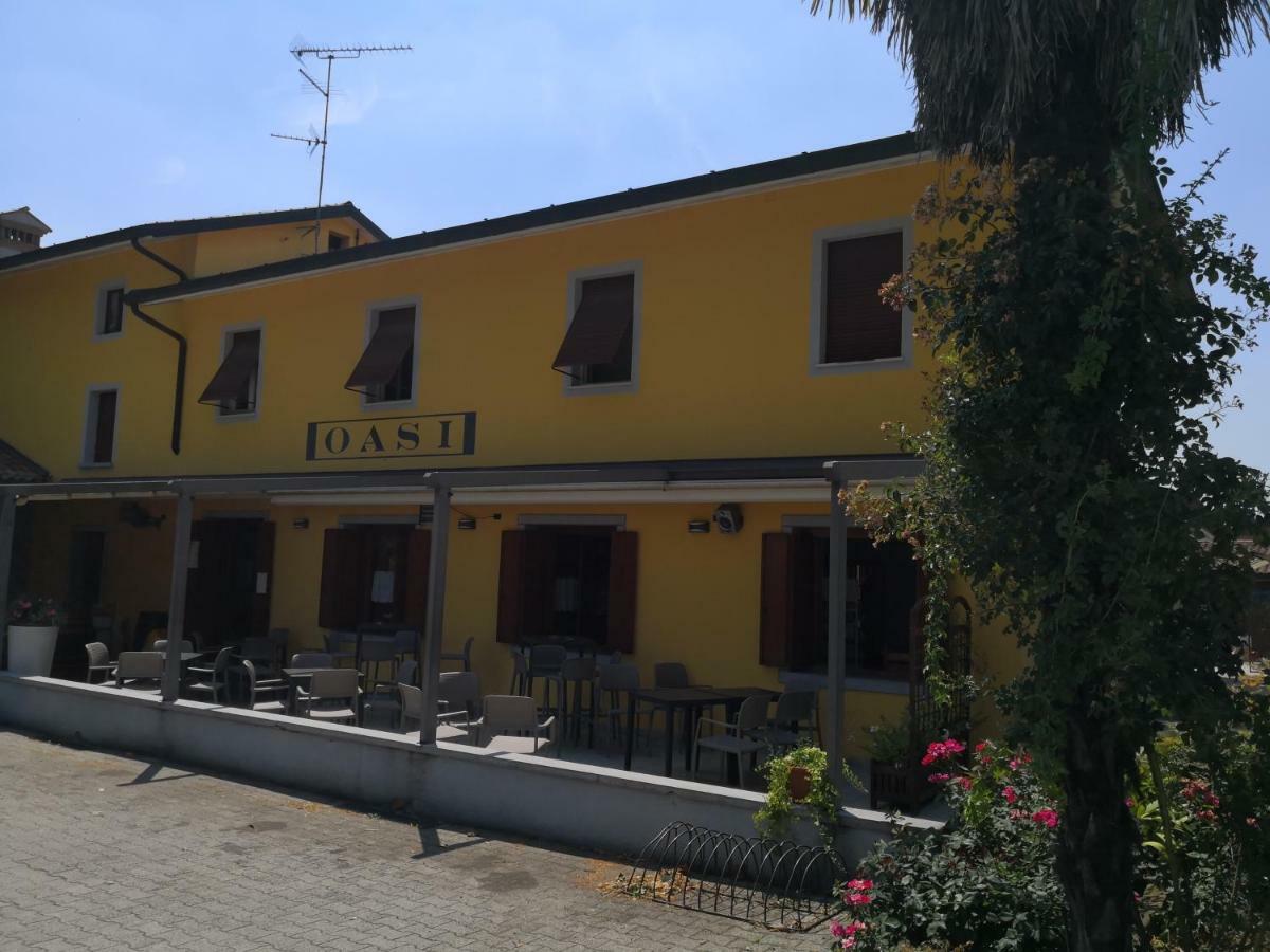 Trattoria Bar Oasi Hotel Pocenia Exterior photo